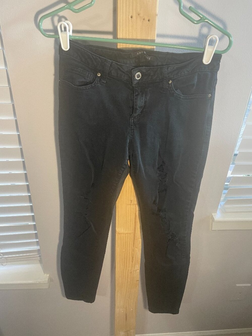 Black Ripped Jeggings